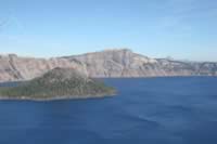 Other side of Crater Lake and Wizard Island (67kb)