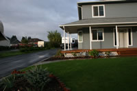now thats a long driveway (85kb)